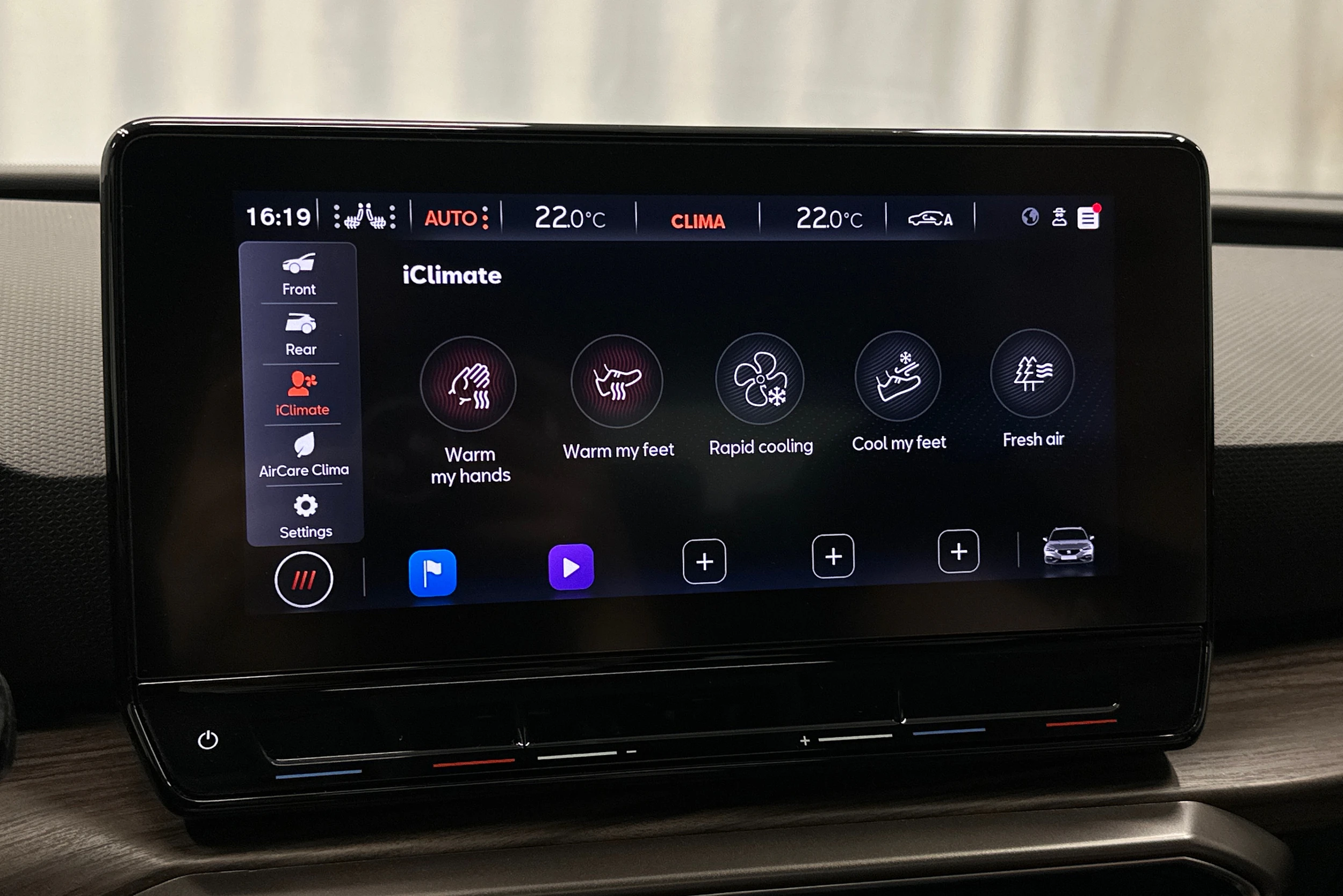 valkoinen SEAT Leon Sportstourer 2023 kuva 30.