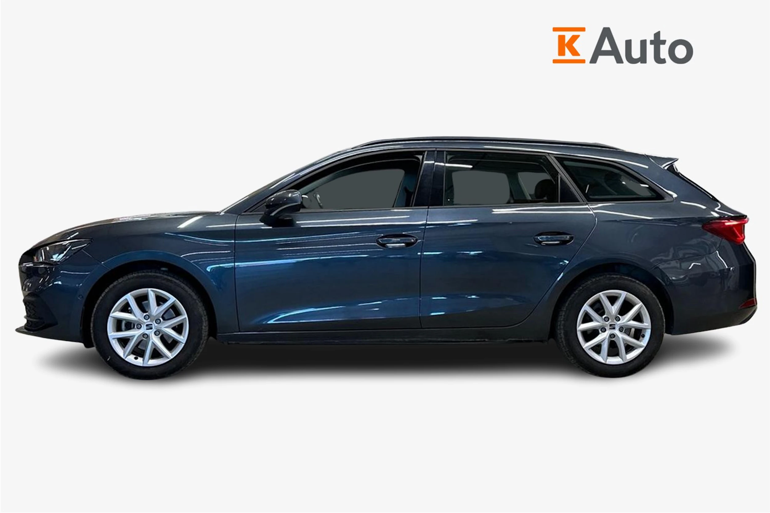 harmaa SEAT Leon Sportstourer 2024 kuva 7.