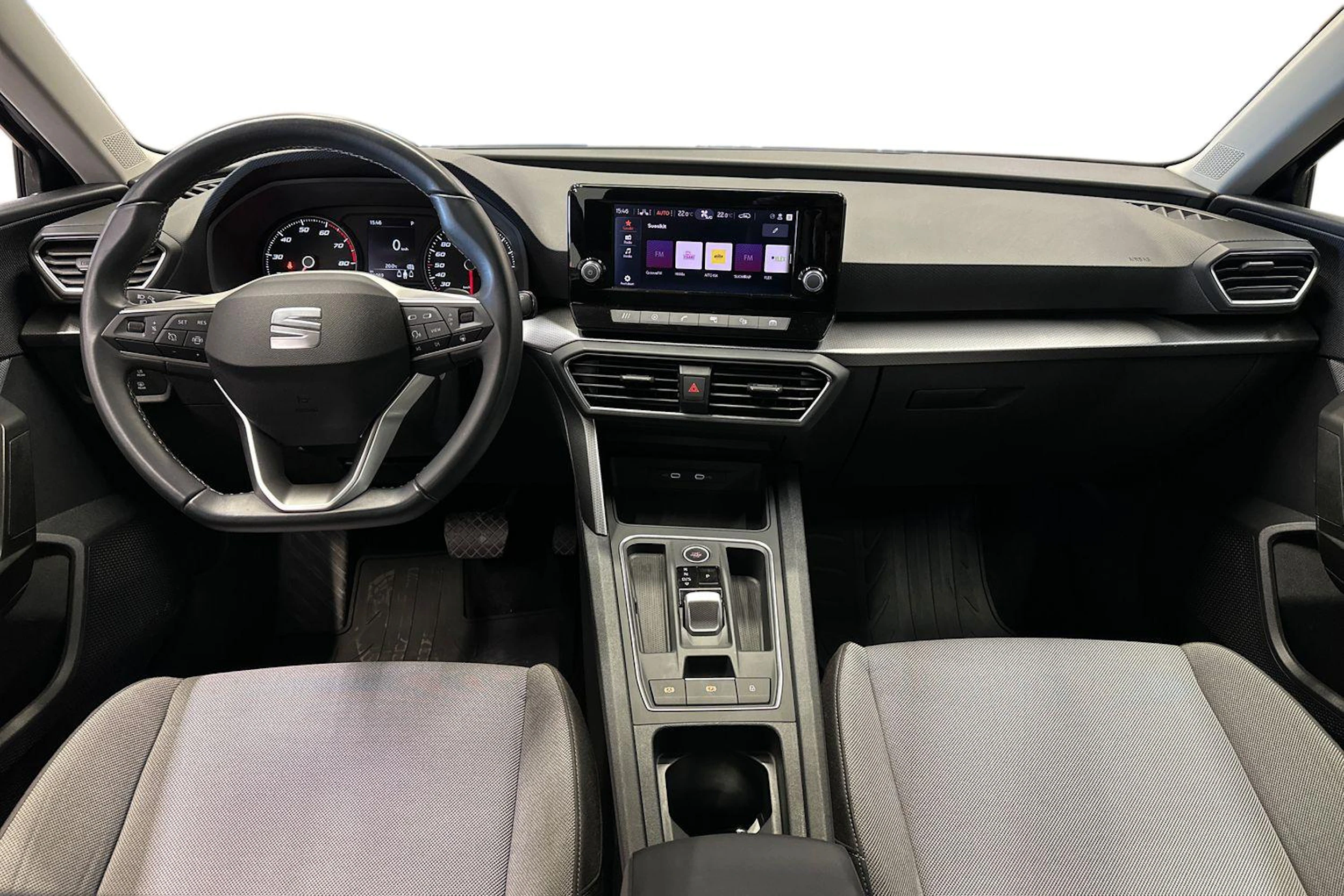harmaa SEAT Leon Sportstourer 2024 kuva 9.