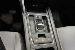harmaa SEAT Leon Sportstourer 2024 kuva 18.