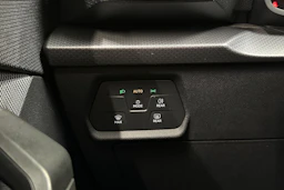 harmaa SEAT Leon Sportstourer 2024 kuva 22.