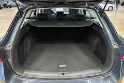 harmaa SEAT Leon Sportstourer 2024 kuva 24.