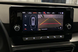 valkoinen SEAT Leon Sportstourer 2024 kuva 28.
