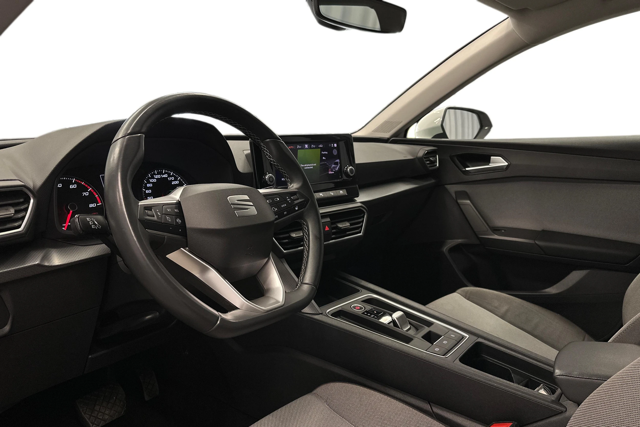 valkoinen SEAT Leon Sportstourer 2024 kuva 8.