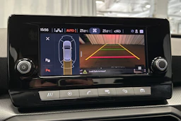 valkoinen SEAT Leon Sportstourer 2024 kuva 25.