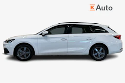 valkoinen SEAT Leon Sportstourer 2024 kuva 5.