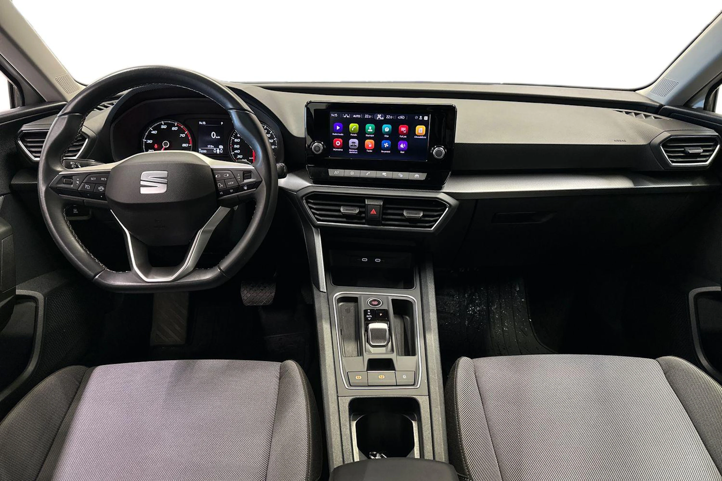 valkoinen SEAT Leon Sportstourer 2024 kuva 7.