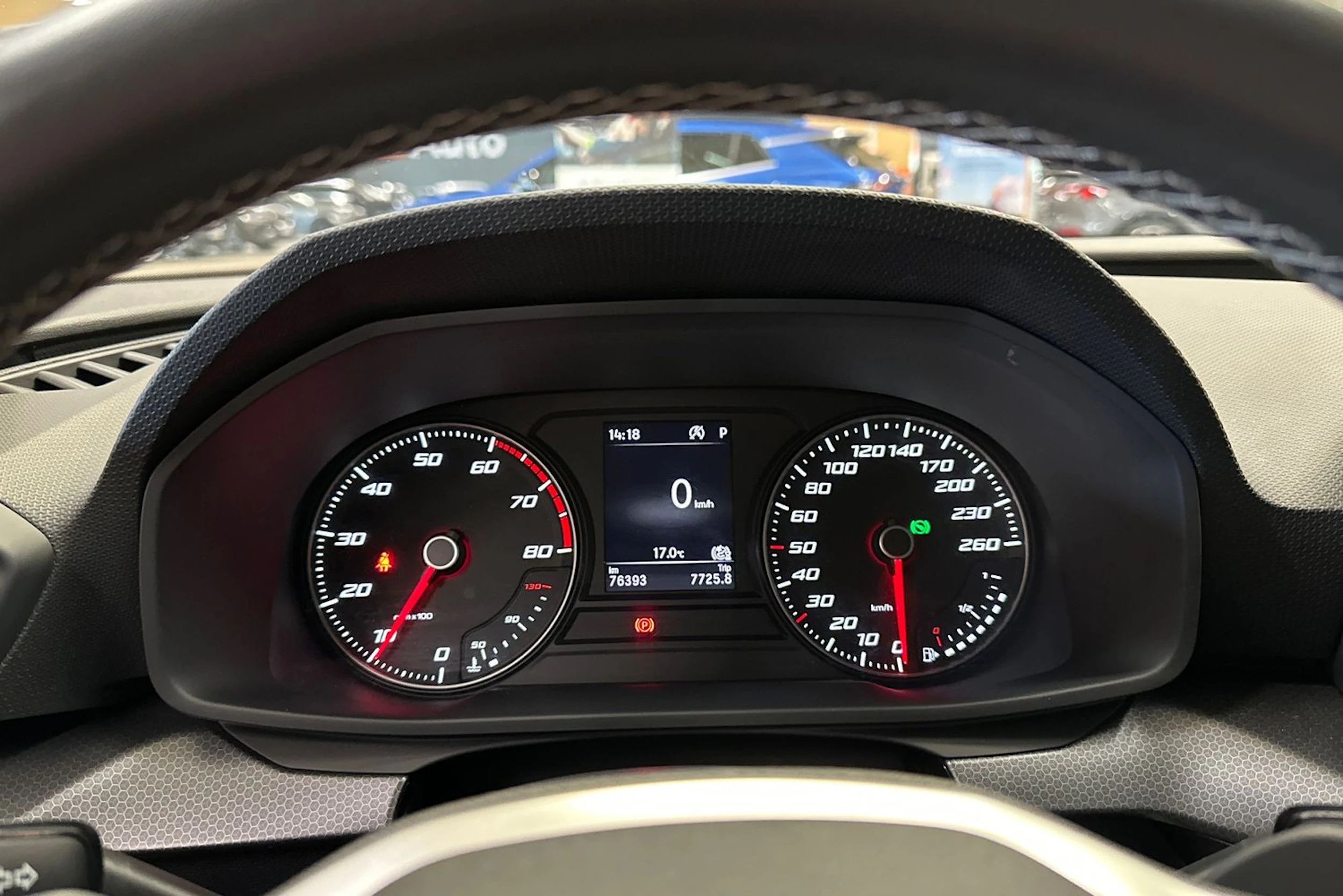 valkoinen SEAT Leon Sportstourer 2024 kuva 17.