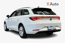 valkoinen SEAT Leon Sportstourer 2024 kuva 3.