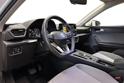 valkoinen SEAT Leon Sportstourer 2024 kuva 8.