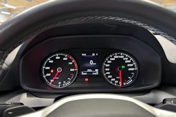 valkoinen SEAT Leon Sportstourer 2024 kuva 22.