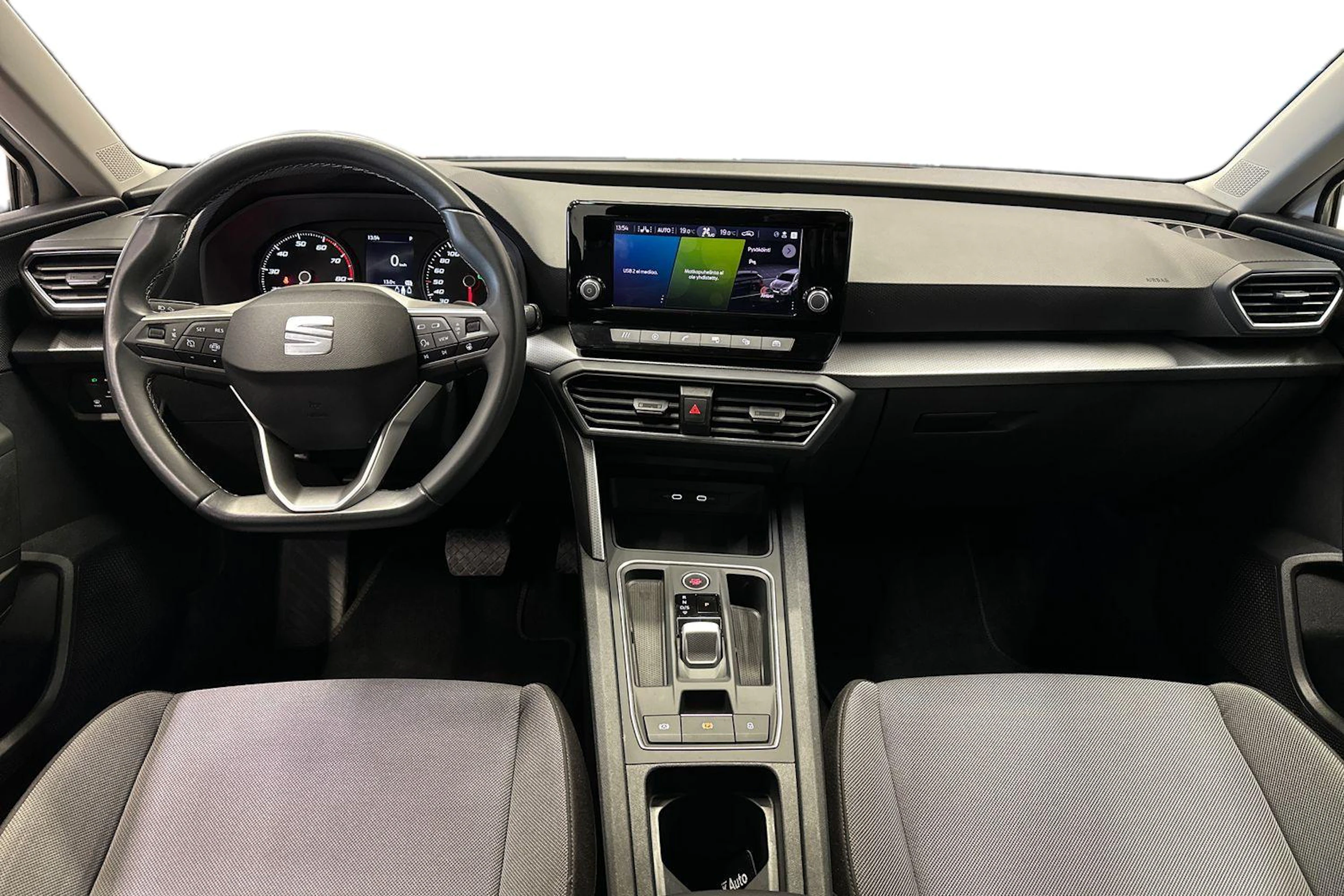 valkoinen SEAT Leon Sportstourer 2024 kuva 9.
