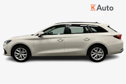 valkoinen SEAT Leon Sportstourer 2024 kuva 7.