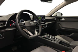 valkoinen SEAT Leon Sportstourer 2024 kuva 8.
