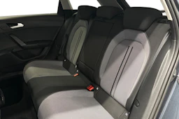 harmaa SEAT Leon Sportstourer 2024 kuva 11.