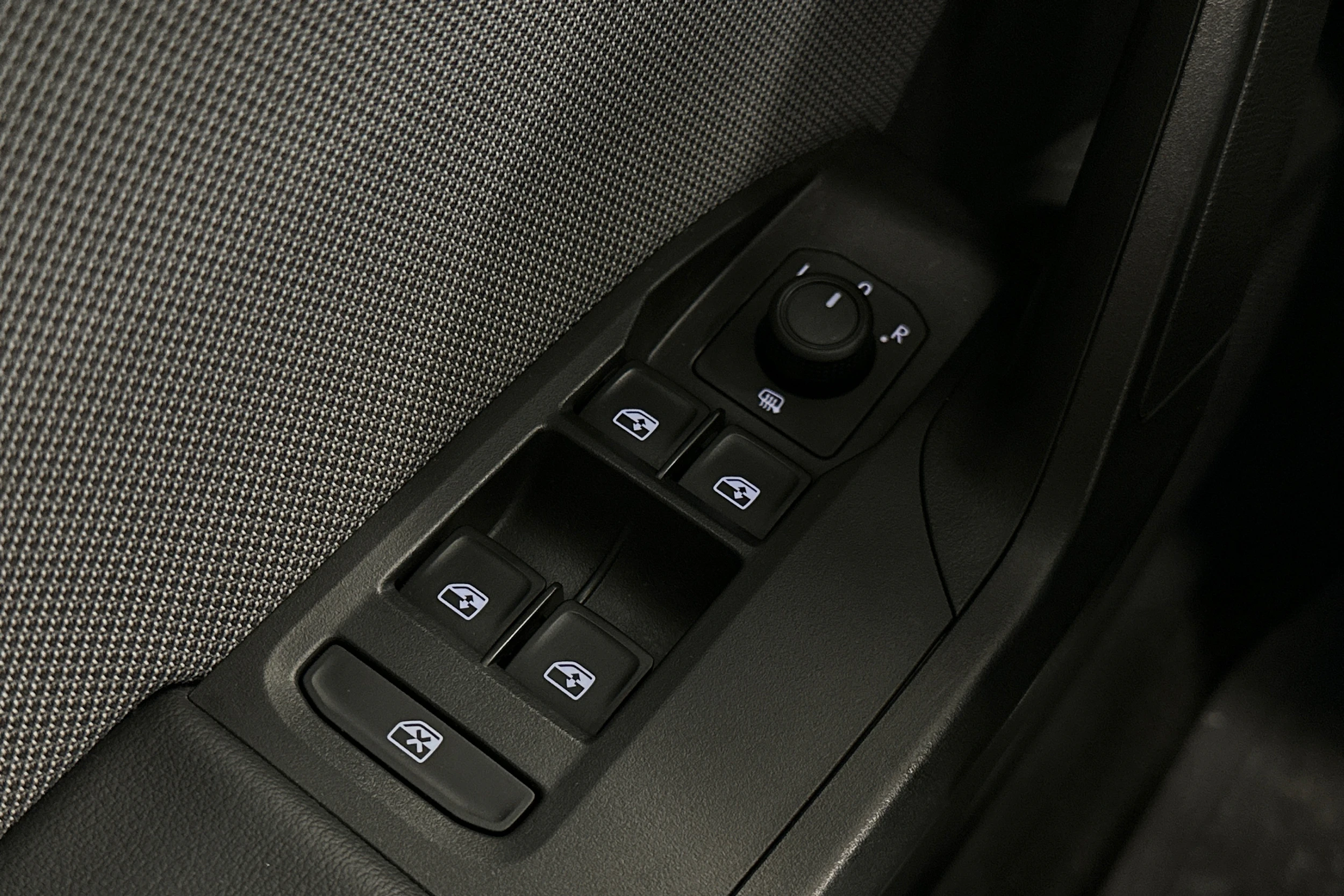 musta SEAT Leon Sportstourer 2024 kuva 15.