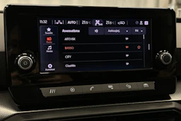 musta SEAT Leon Sportstourer 2024 kuva 18.