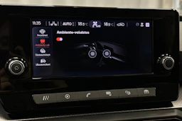 musta SEAT Leon Sportstourer 2024 kuva 22.