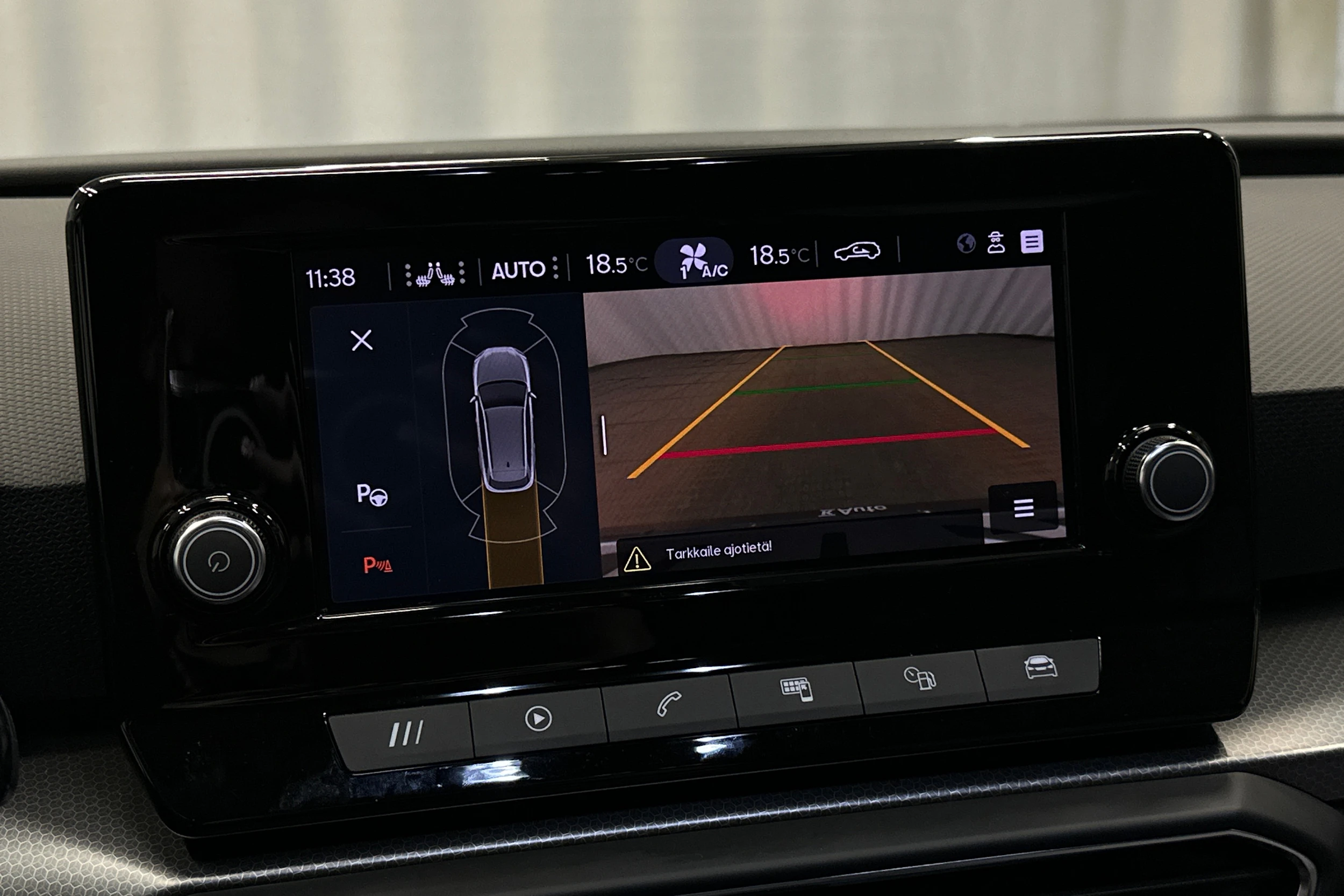 musta SEAT Leon Sportstourer 2024 kuva 28.