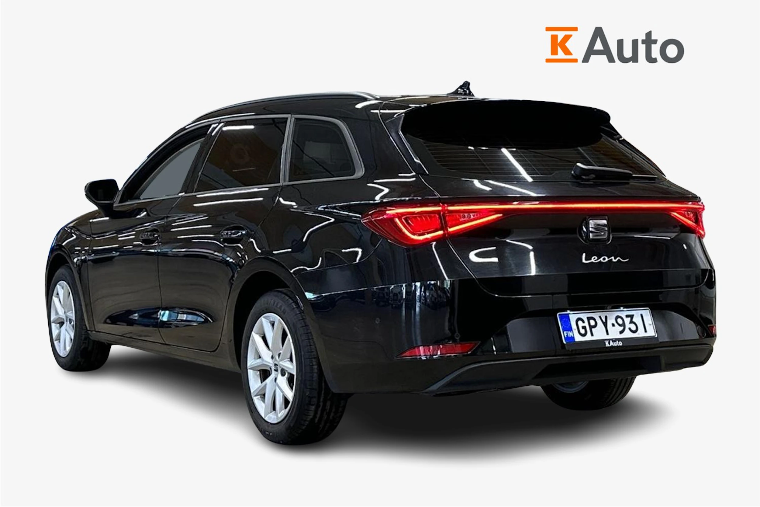 musta SEAT Leon Sportstourer 2024 kuva 2.