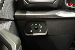 musta SEAT Leon Sportstourer 2024 kuva 20.