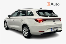 valkoinen SEAT Leon Sportstourer 2024 kuva 3.