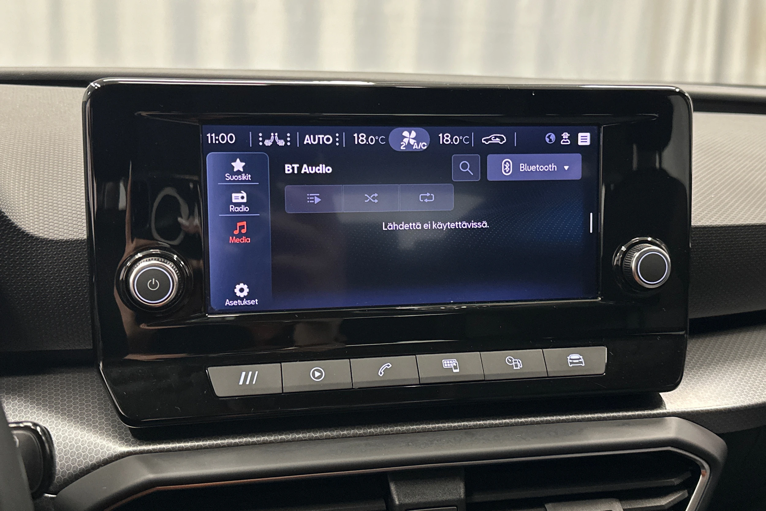 valkoinen SEAT Leon Sportstourer 2024 kuva 23.