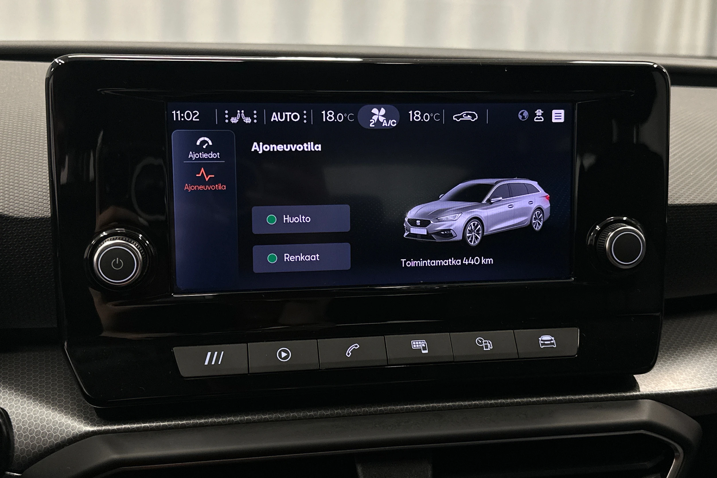 valkoinen SEAT Leon Sportstourer 2024 kuva 30.