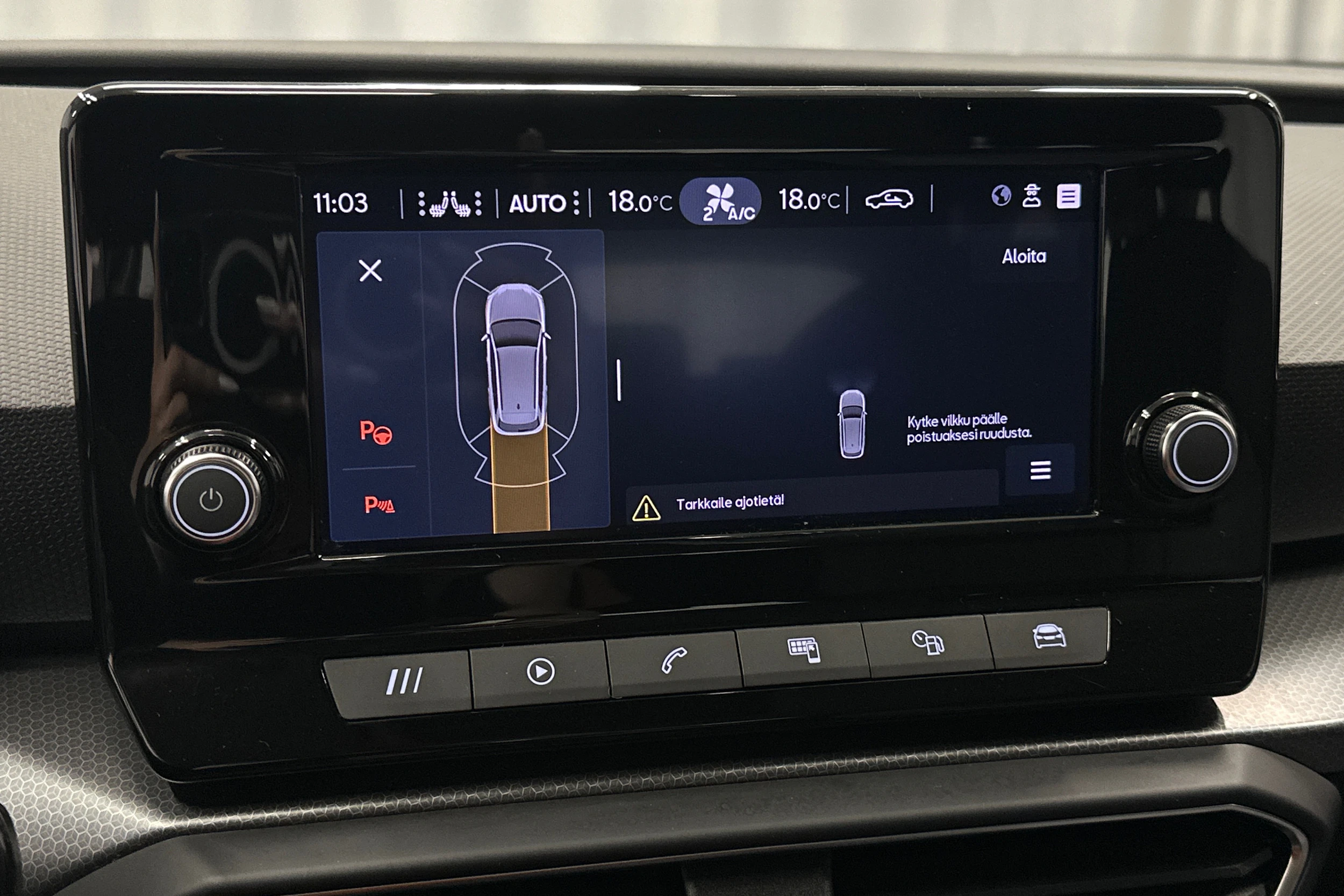 valkoinen SEAT Leon Sportstourer 2024 kuva 35.