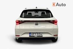 valkoinen SEAT Leon Sportstourer 2024 kuva 4.