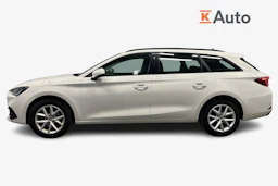 valkoinen SEAT Leon Sportstourer 2024 kuva 7.