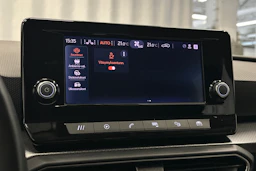 valkoinen SEAT Leon Sportstourer 2024 kuva 23.