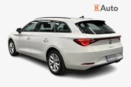 valkoinen SEAT Leon Sportstourer 2024 kuva 2.