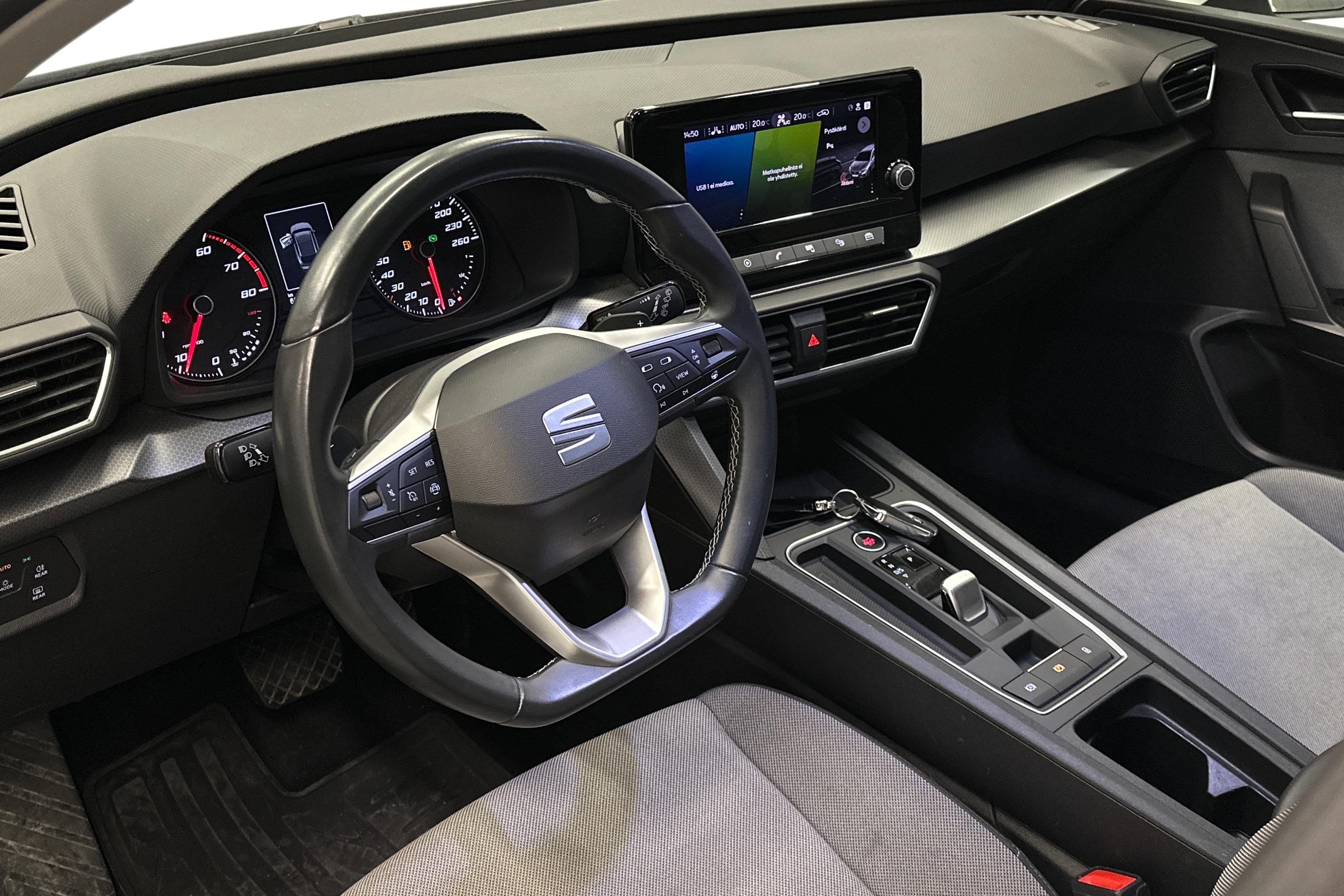 Seat Leon Sportstourer 2024, photo 6/34