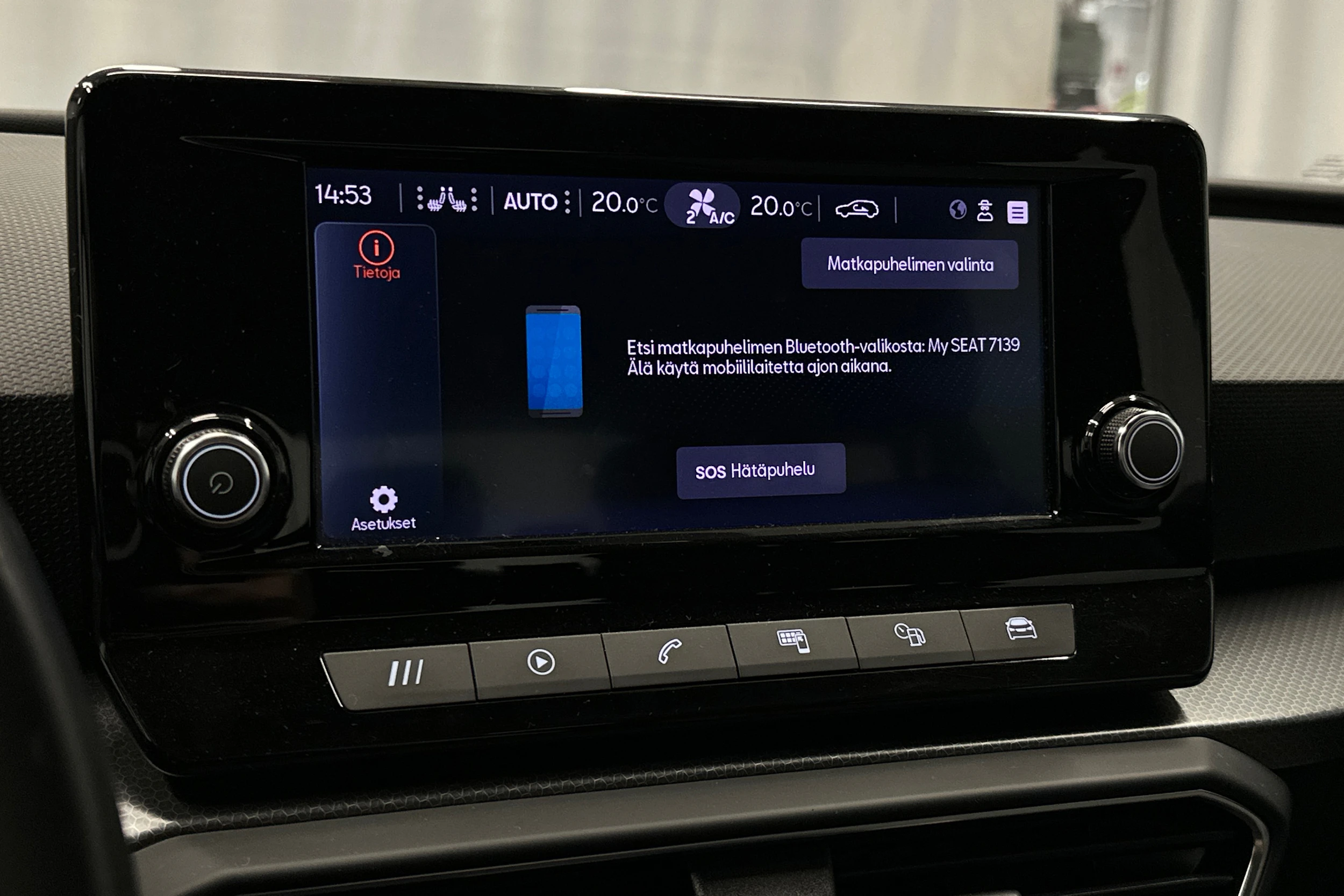 valkoinen SEAT Leon Sportstourer 2024 kuva 19.