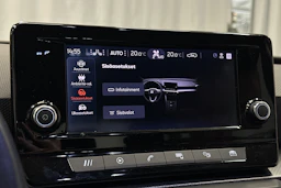 valkoinen SEAT Leon Sportstourer 2024 kuva 24.