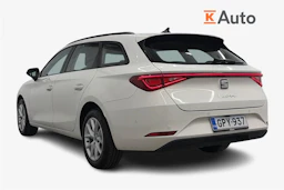 valkoinen SEAT Leon Sportstourer 2024 kuva 2.