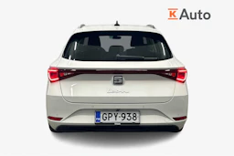 valkoinen SEAT Leon Sportstourer 2024 kuva 4.