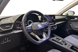 valkoinen SEAT Leon Sportstourer 2024 kuva 8.