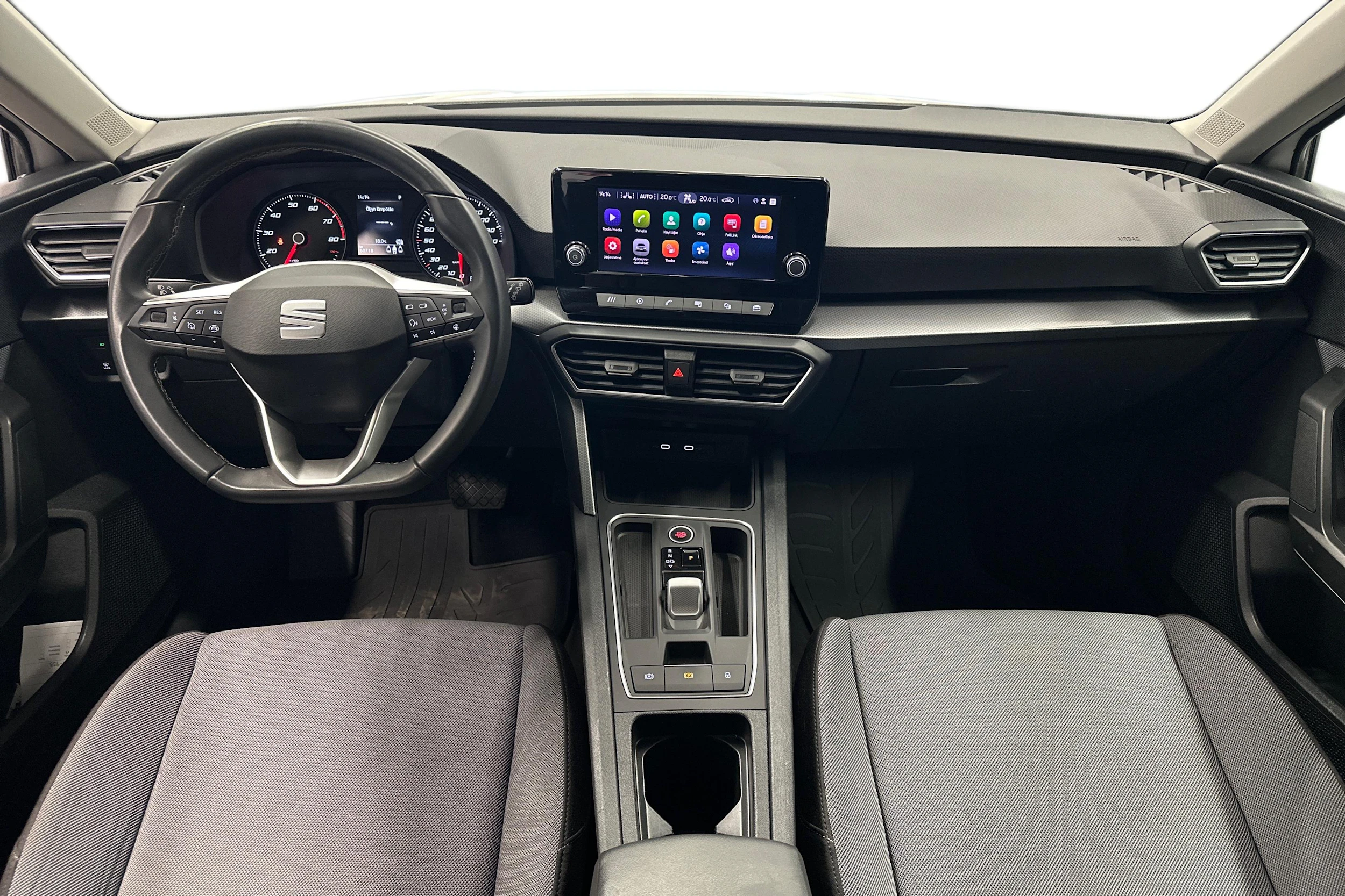 valkoinen SEAT Leon Sportstourer 2024 kuva 9.