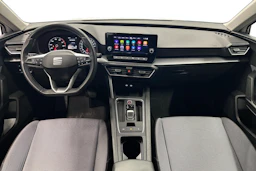 valkoinen SEAT Leon Sportstourer 2024 kuva 9.