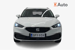 valkoinen SEAT Leon Sportstourer 2024 kuva 4.