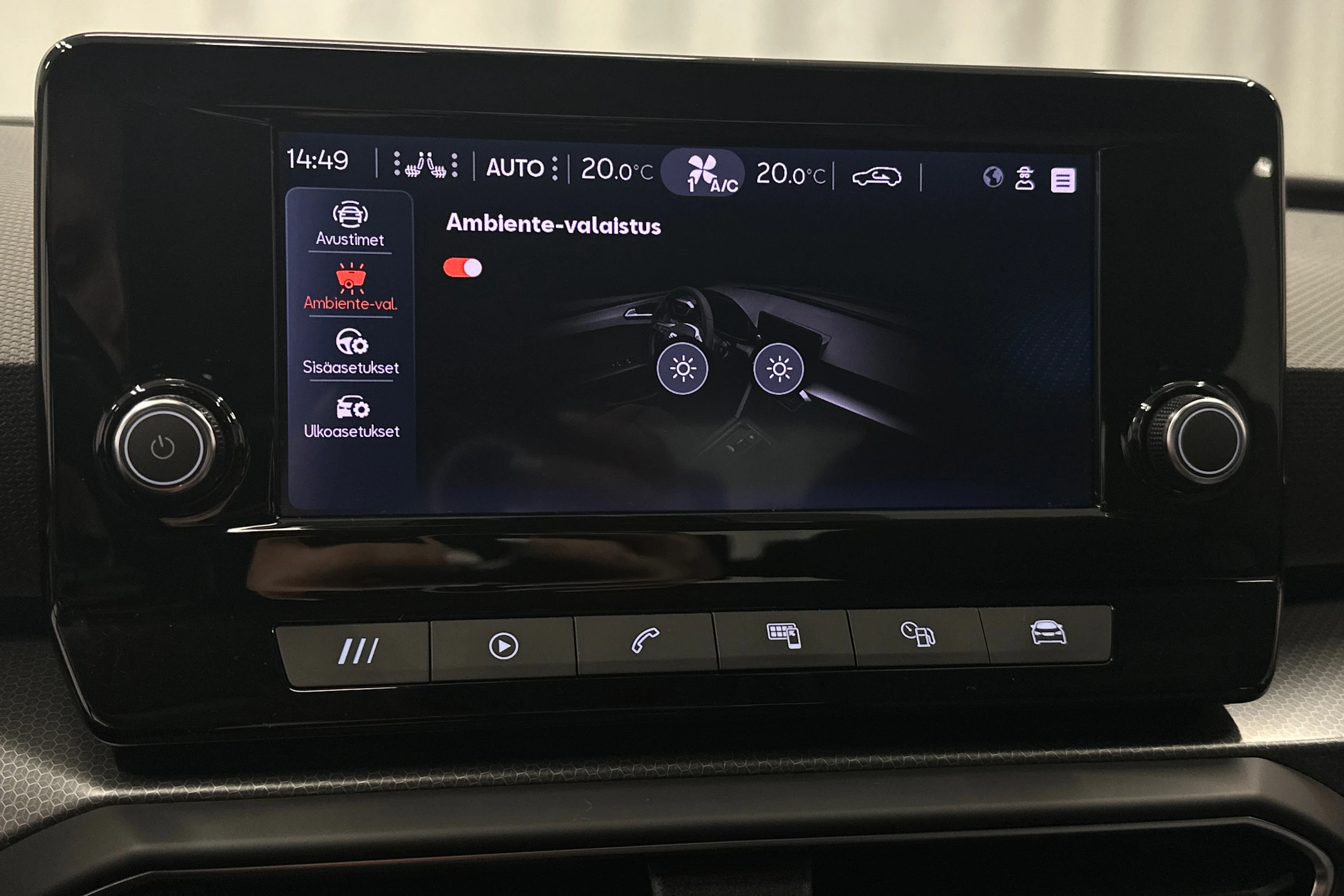 valkoinen SEAT Leon Sportstourer 2024 kuva 25.