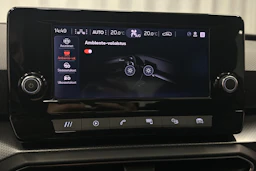 valkoinen SEAT Leon Sportstourer 2024 kuva 25.