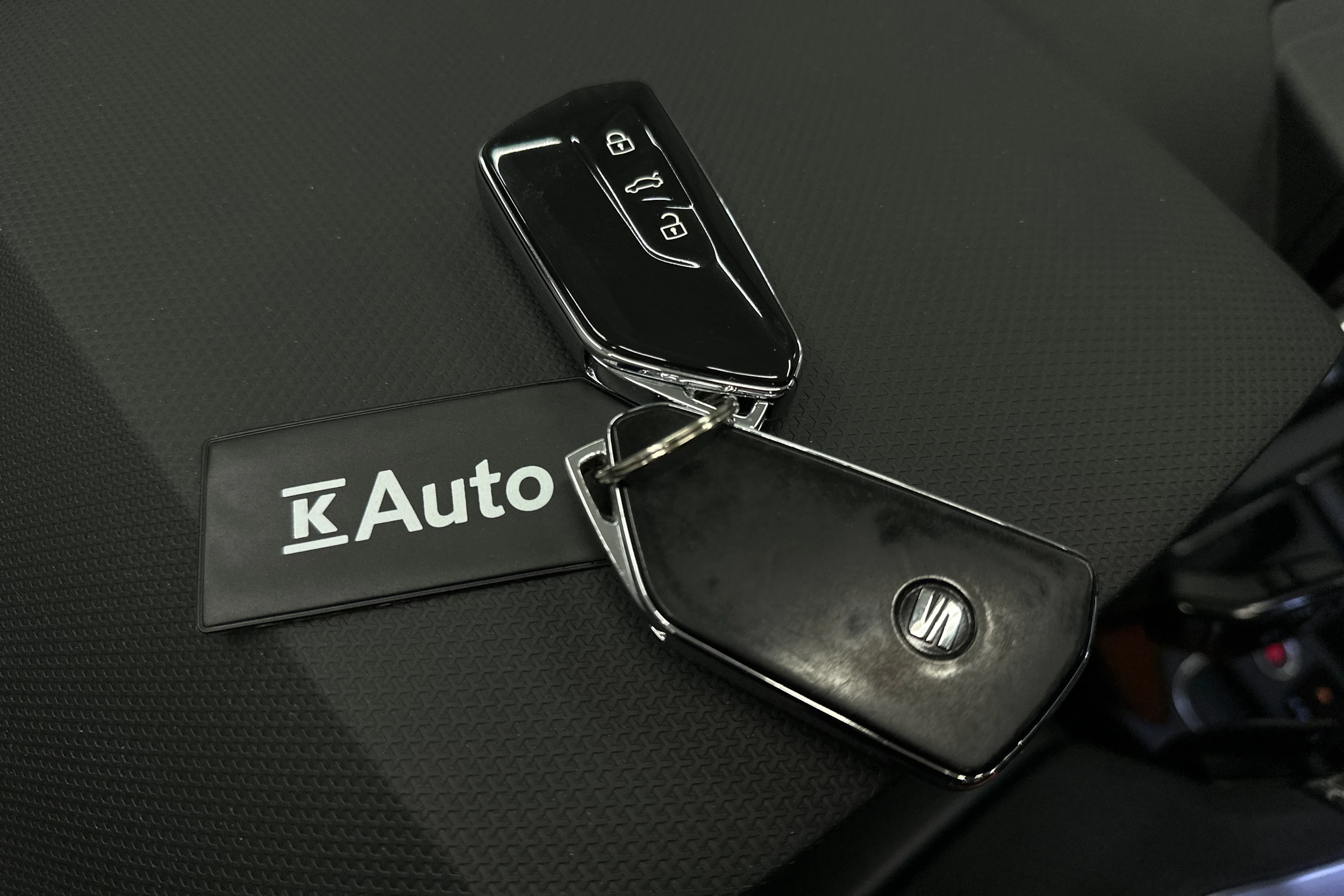 valkoinen SEAT Leon Sportstourer 2024 kuva 36.