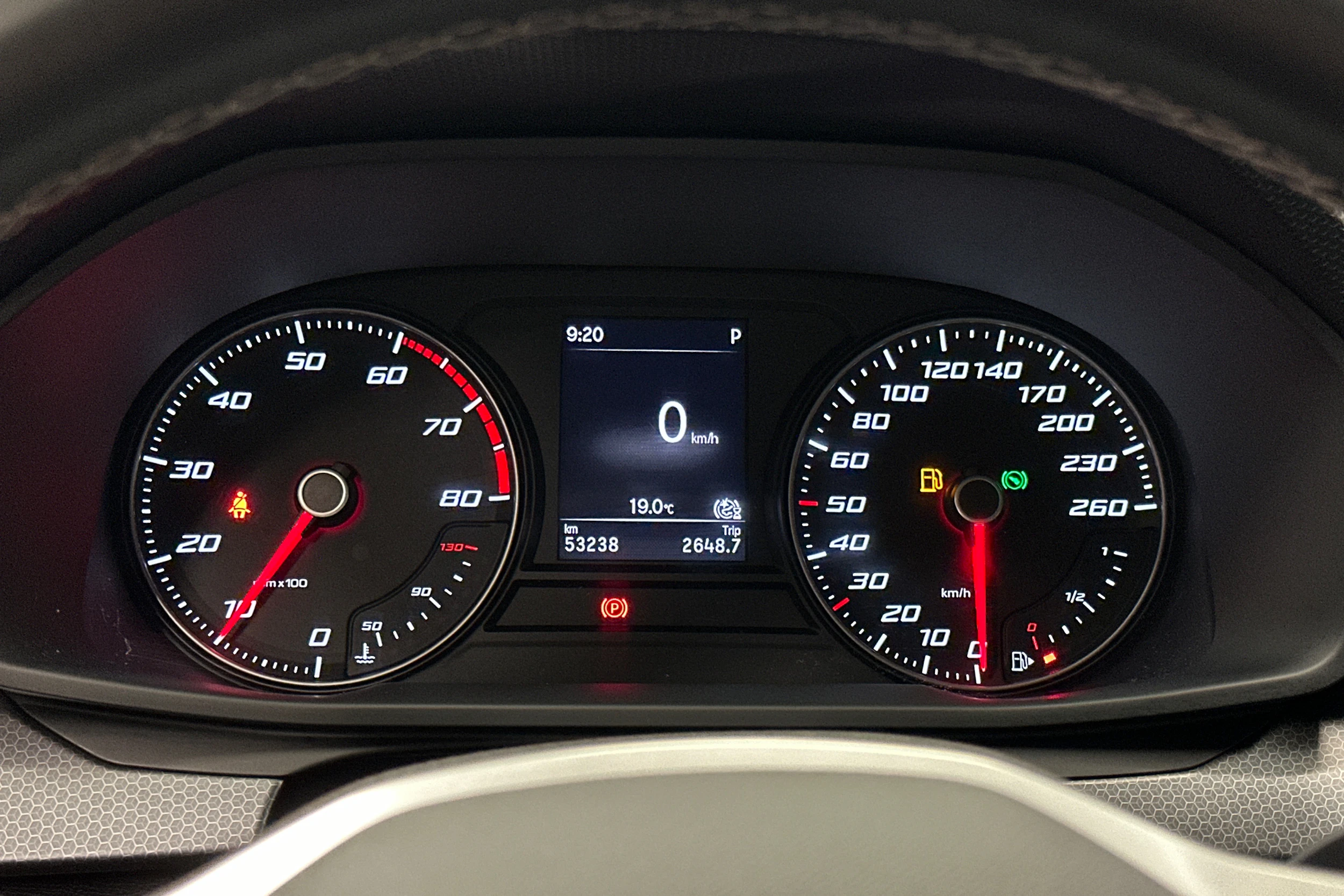 valkoinen SEAT Leon Sportstourer 2024 kuva 17.