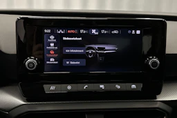 valkoinen SEAT Leon Sportstourer 2024 kuva 28.