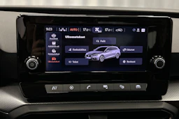 valkoinen SEAT Leon Sportstourer 2024 kuva 29.