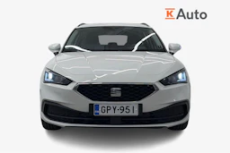 valkoinen SEAT Leon Sportstourer 2024 kuva 4.