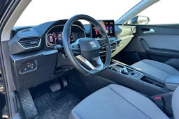 musta SEAT Leon Sportstourer 2024 kuva 3.